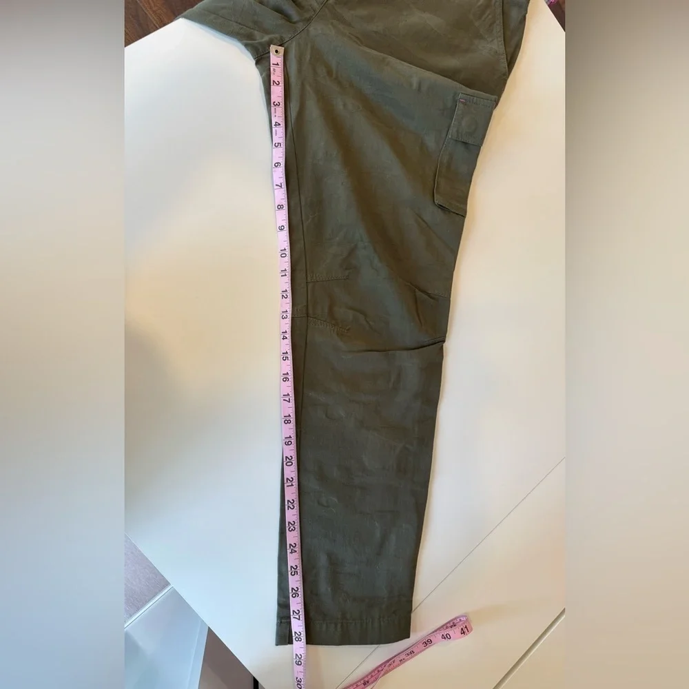 Trina Turk Isley Cargo Pants Size 10 NWT Olive Jacquard Camo, Pink Stitch, $278 - Picture 12 of 12